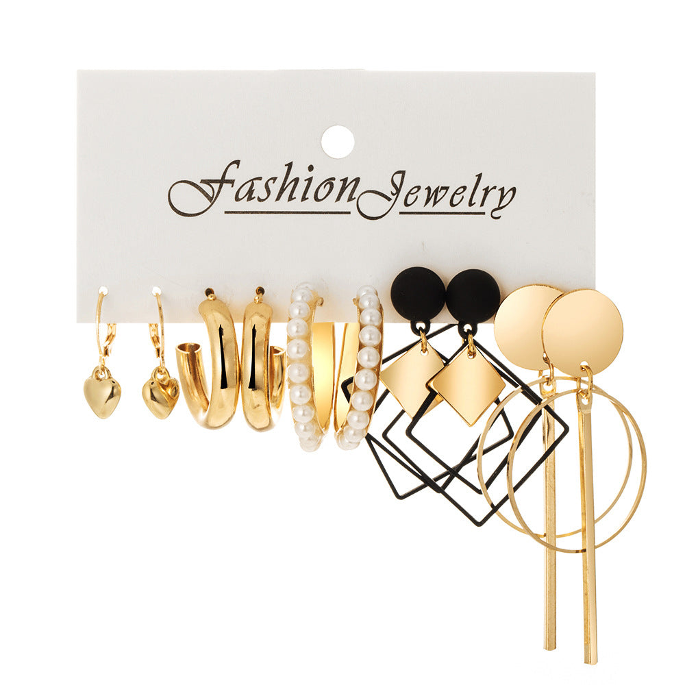 Damen Ohrringe Set mit variierenden Designs und funkelnden Akzenten Shop Nory