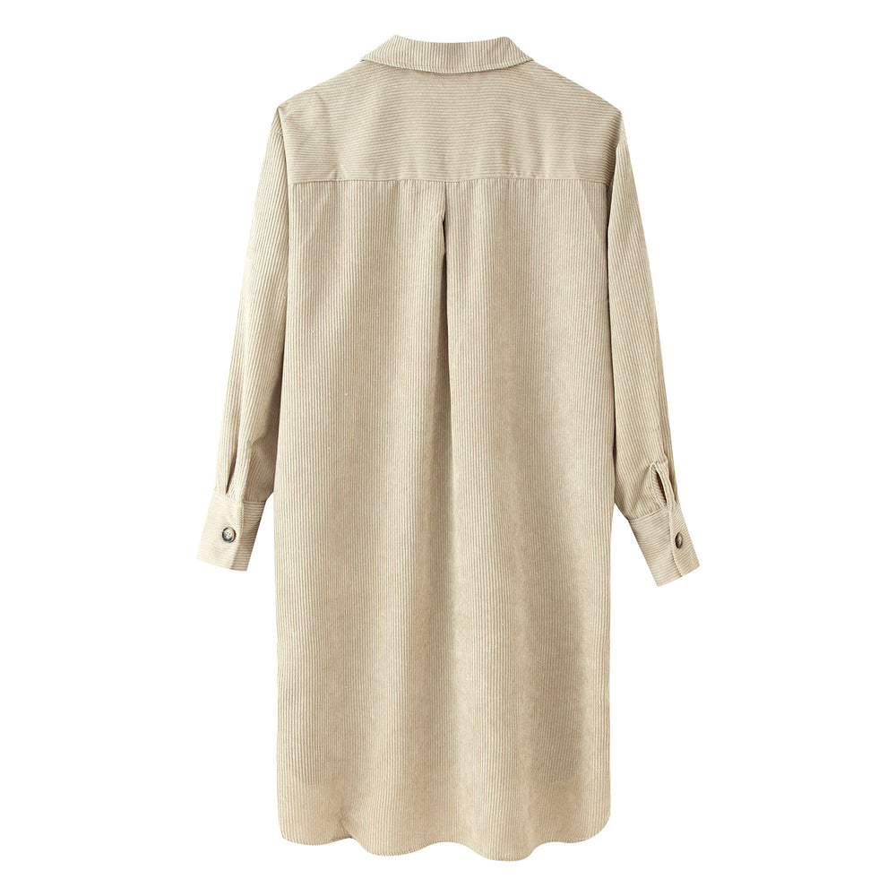 Damen Langes Hemdkleid aus Cord‑Ripp mit durchgehender Knopfleiste, Hemdkragen und abgerundetem Saum Shop Nory