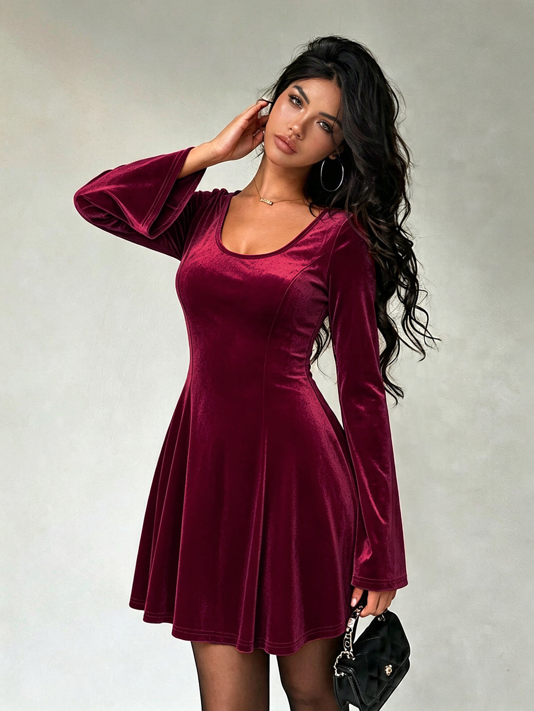 Damen Samt-Skaterkleid mit ausgestelltem Rock, U-Boot-Ausschnitt und Glockenärmeln Shop Nory