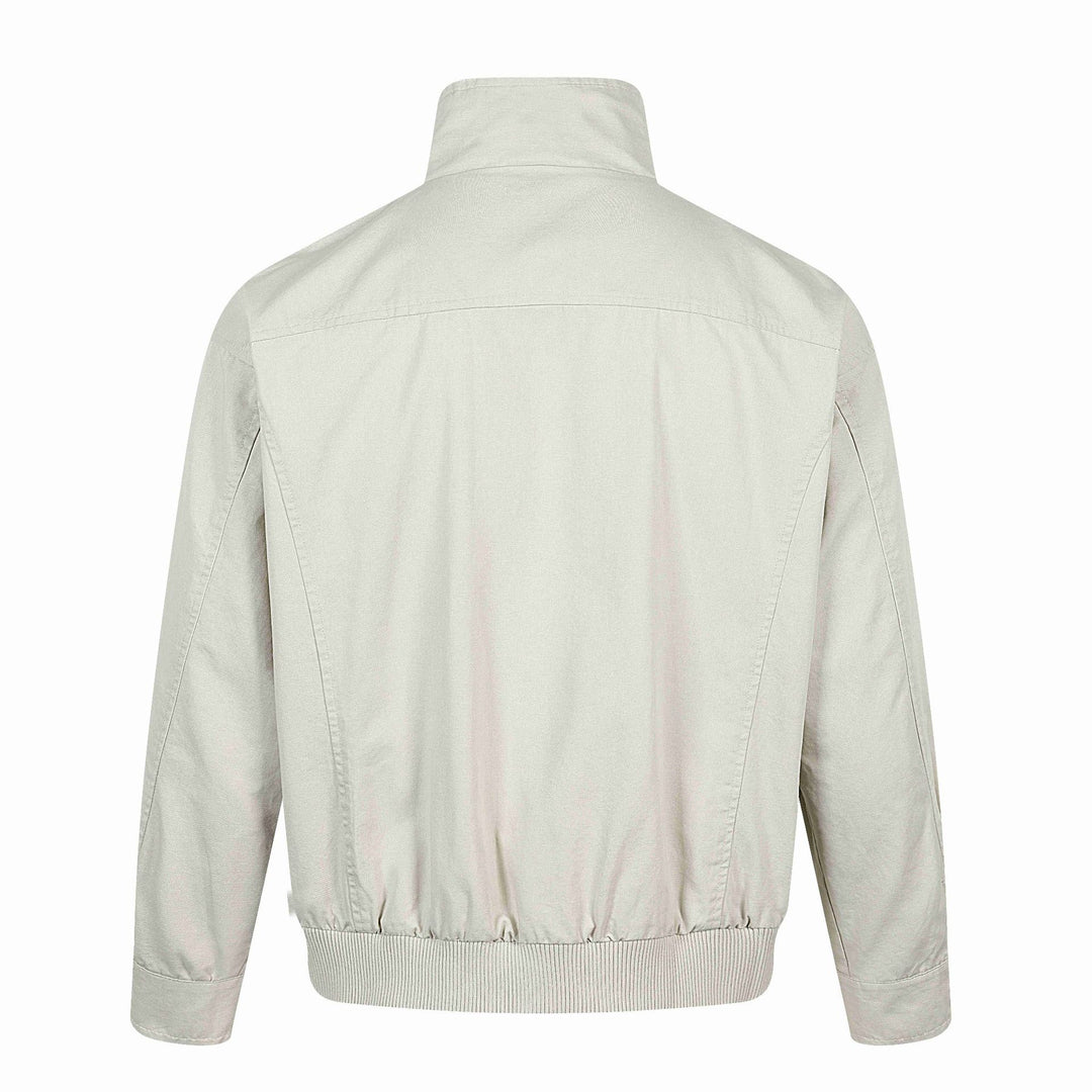 Herren Kurzer Utility Bomber mit hohem Stehkragen, aufgesetzten Klappentaschen und Rippenbund Shop Nory