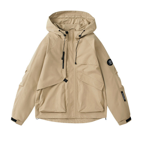 Damen technische Outdoor-Jacke mit atmungsaktiver Membran und verstellbarer Kapuze