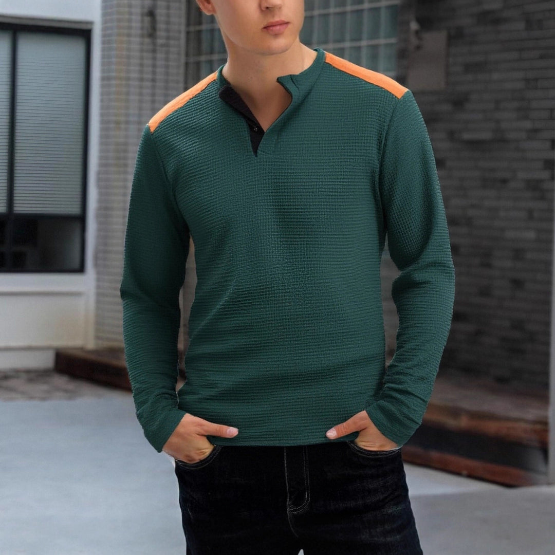 Herren strukturiertes Henley-Langarmshirt mit Stehkragen, Schulterpaspel und Waffelstruktur Shop Nory