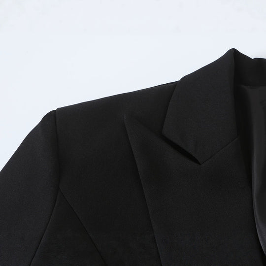 Damen Taillierter Kurzblazer mit dekorativem Metallknopf und Pattentaschen Shop Nory