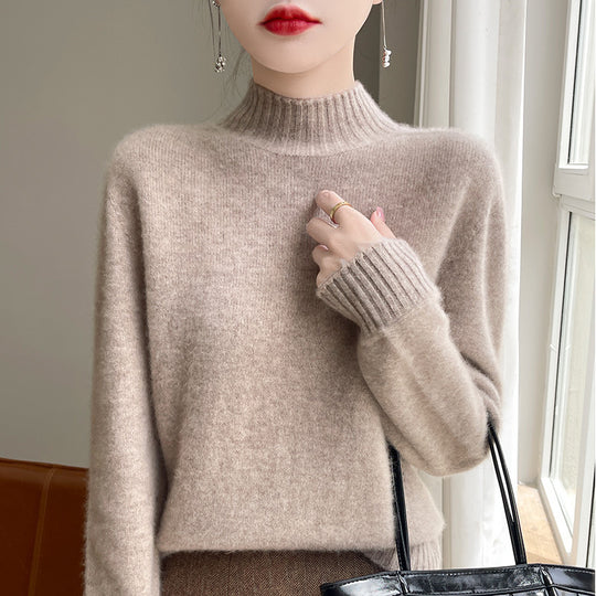 Damen Luxusweicher Midweight-Mockneckpullover aus Angora‑Optik mit feiner Rippe und entspannter Silhouette Shop Nory