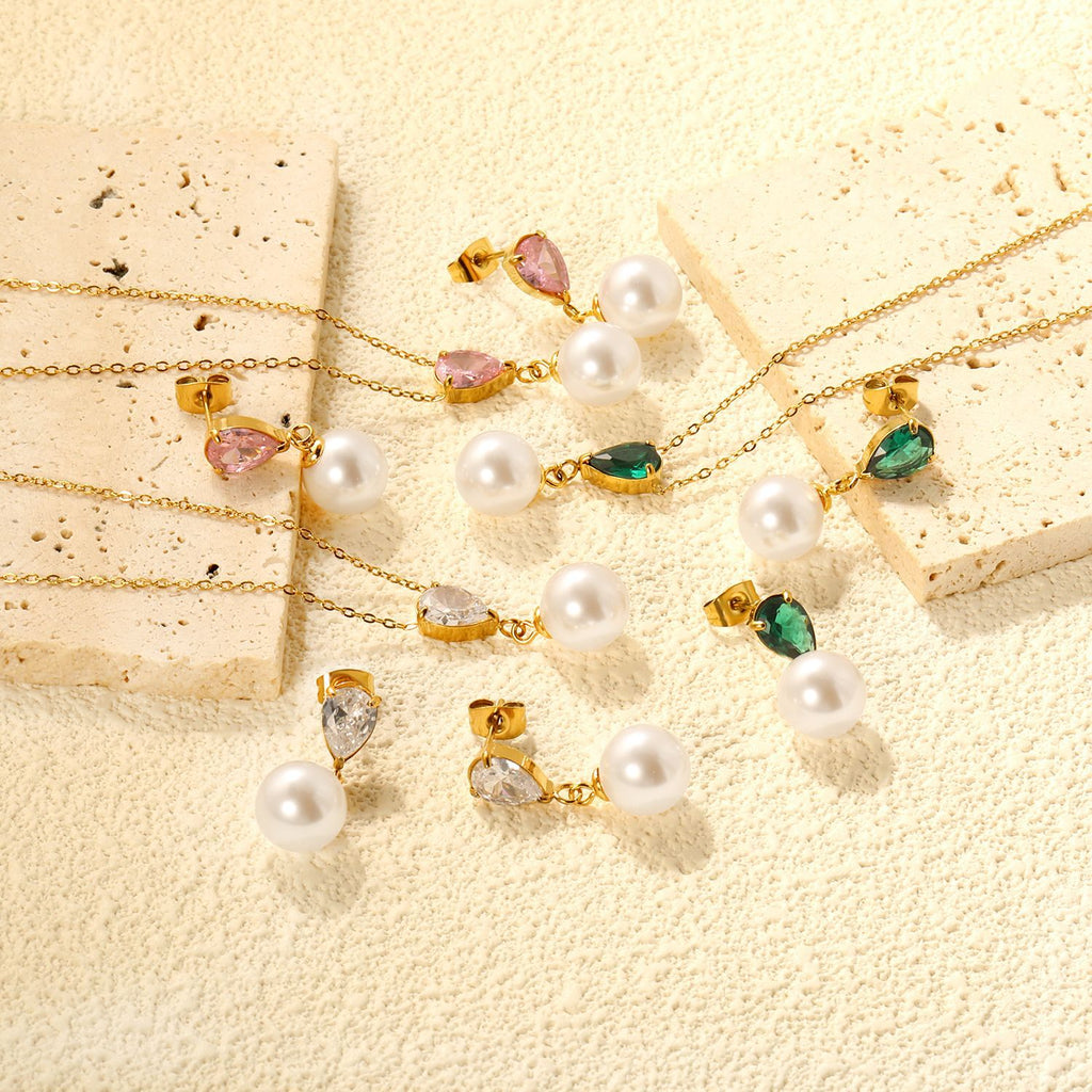 Damen Schmuckset mit eleganter Perlen-Halskette und passenden Ohrsteckern Shop Nory