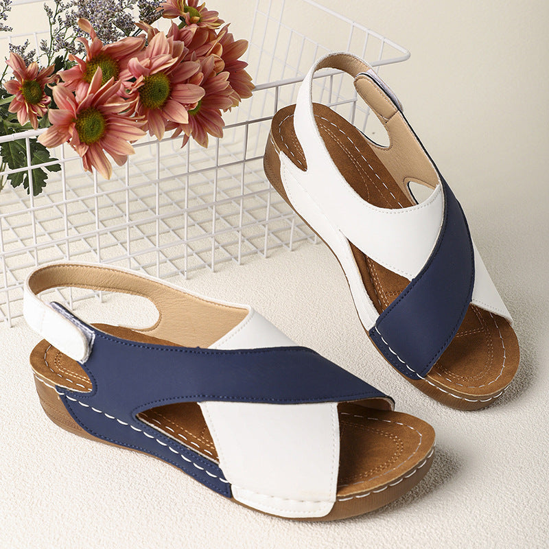 Damen Komfortable und elegante Clogs mit Kreuzriemen