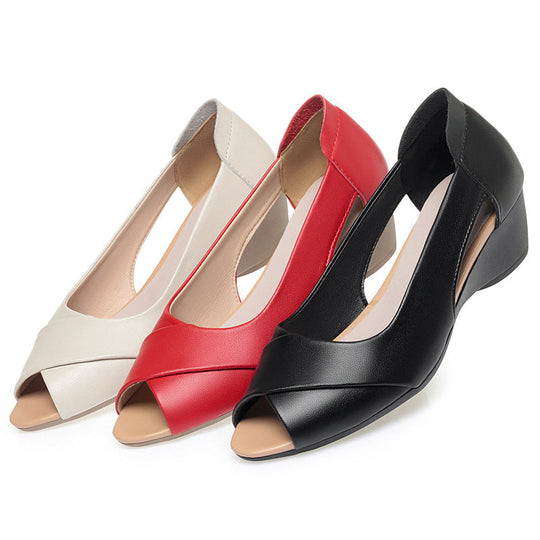 Damen offene Wedgeschuhe mit modischem Schnitt und komfortablem Fußbett