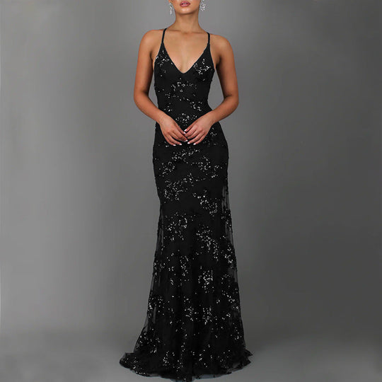 Glamouröses Damen Abendkleid mit Filigraner Paillettenverzierung und Elegantem Rückenschnitt für Abendveranstaltungen