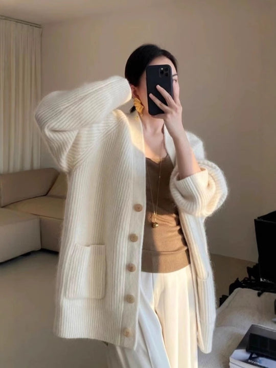 Damen Langer Oversize-Cardigan aus weichem Rippstrick mit Holzknopfleiste Shop Nory
