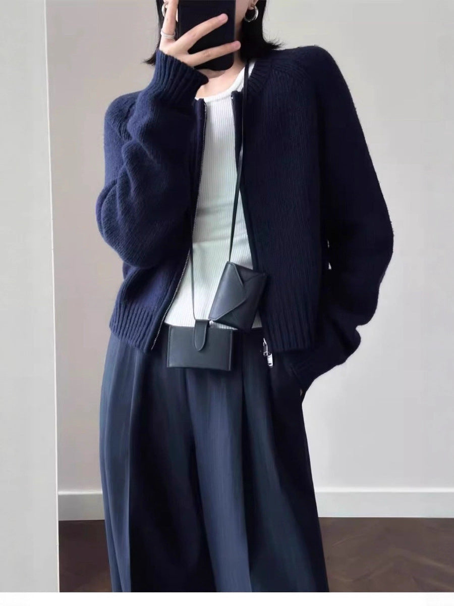 Damen Kurzjacke aus softem Feinstrick mit durchgehendem Reißverschluss und geripptem Saum Shop Nory