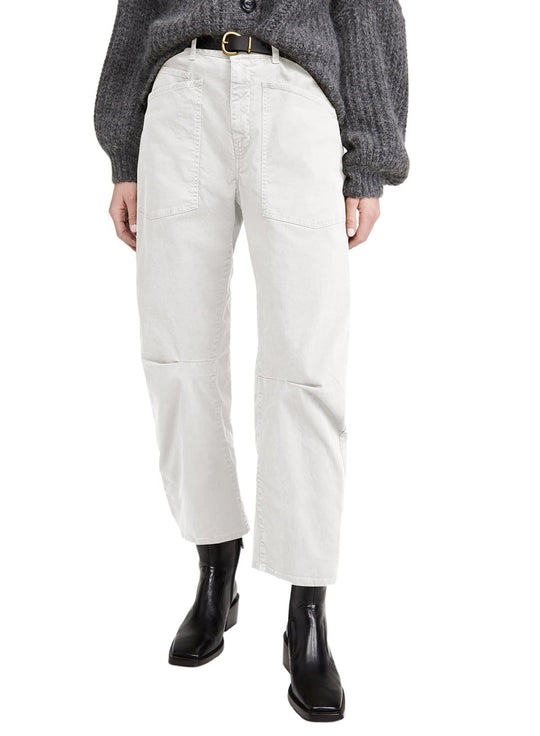 Damen halbhohe Denim-Hose mit einzigartigen aufgesetzten Taschen Shopnory