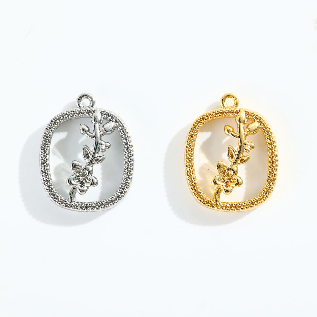Schmuckanhänger mit floralem Design Shop Nory