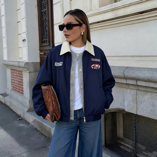 Damen Leichte Bomberjacke mit Kontrastkragen und Aufnähern Shop Nory