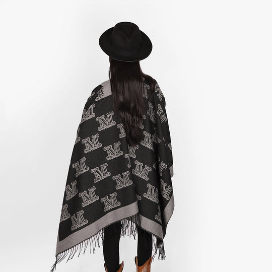 Damen Jacquardponcho mit Monogramm-Allover und Fransensaum Shop Nory