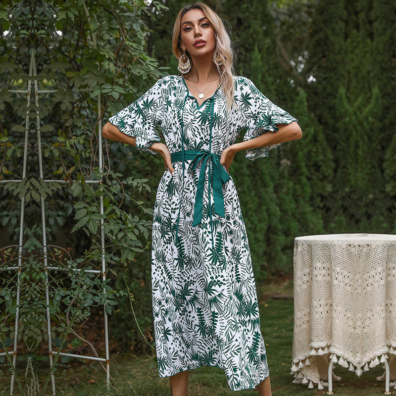 Damen Viskose-Midikleid im Monochrom-Blattform mit Bindegürtel & Flatterärmeln Shop Nory