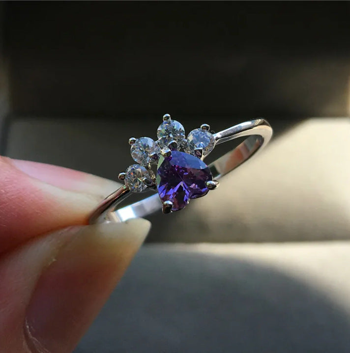 Damen Ring mit hochwertigem opalisierendem Stein und funkelnden Zirkonia-Shop Nory