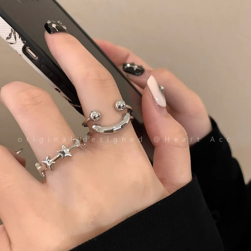 Damen Ring mit modernem, skulpturalem Design und eleganten Akzenten Shop Nory