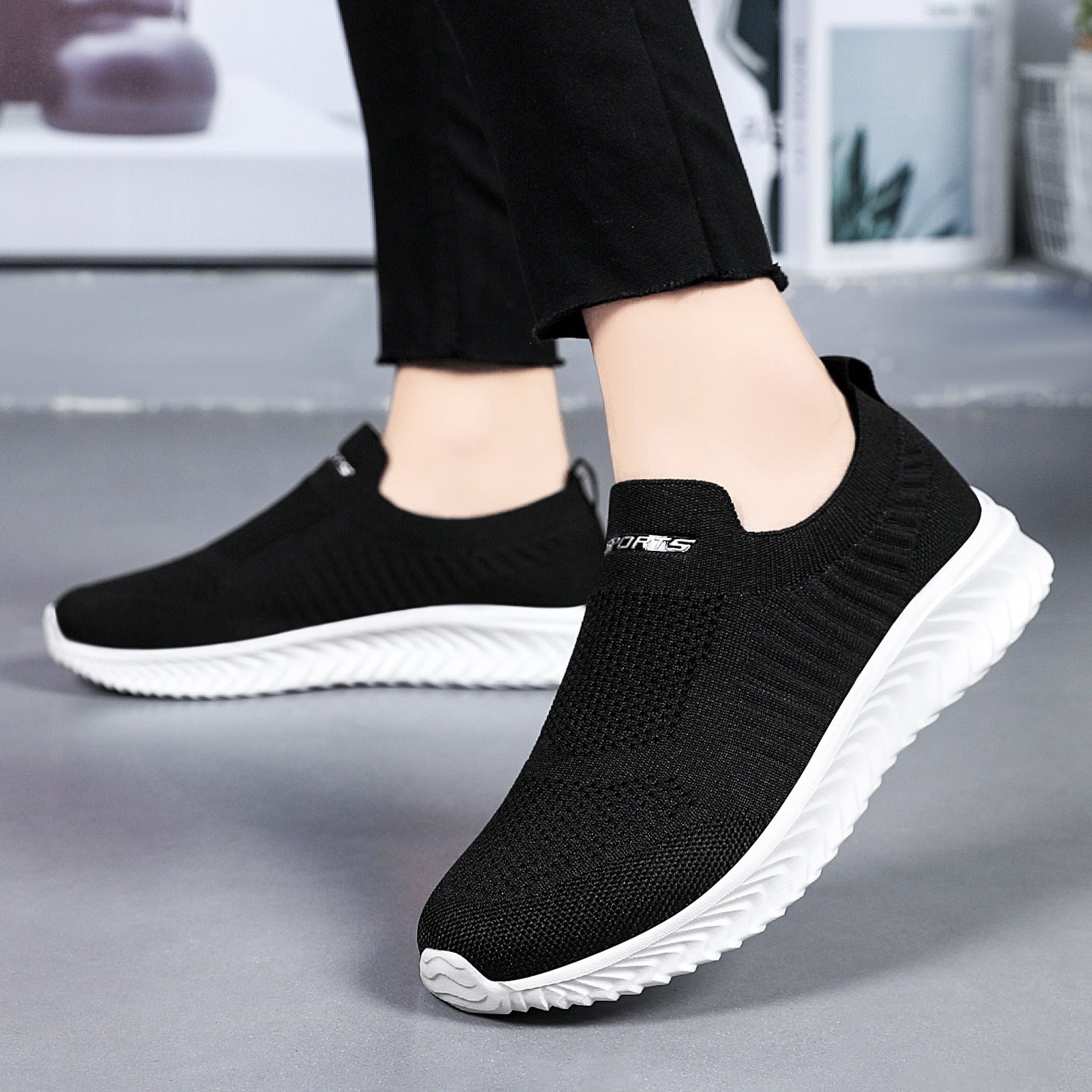 Damen Luftige Slip-On Sneakers mit flexiblem Strickoberteil