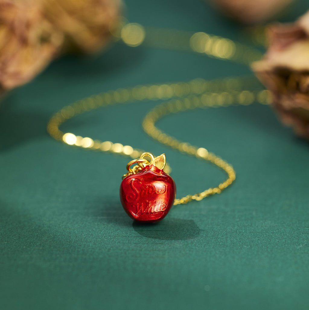 Damen Halskette mit kunstvollem Apfelanhänger und eleganter Gliederkette Shop Nory