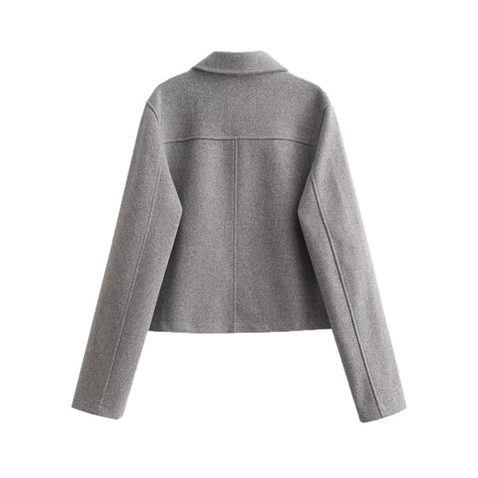 Damen Kurztaillierte Wolljacke mit Zierknöpfen und Pattentaschen Shop Nory