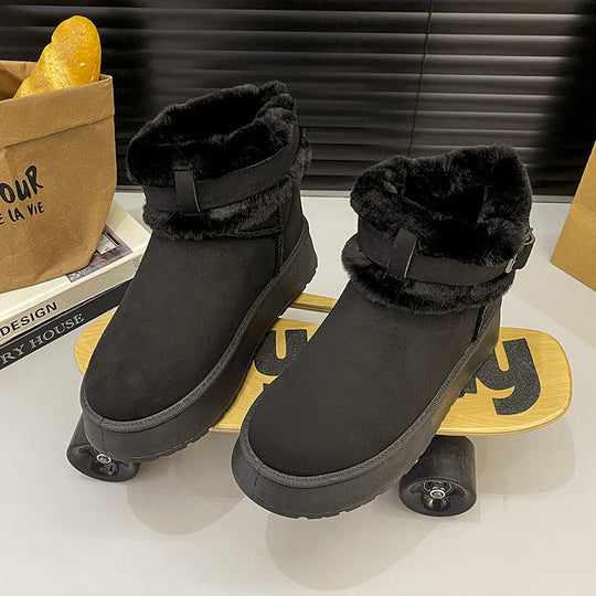 Damen Gefütterte Kurz-Stiefeletten mit Teddyfell-Futter, verstellbarem Schnallenriemen und profilierter Gummisohle Shop Nory