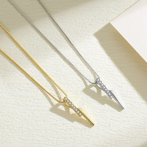 Damen Halskette mit minimalistischen Anhänger und zartem Design Shop Nory