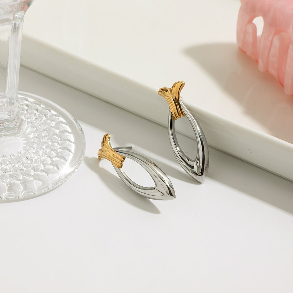 Damen Ohrhänger mit elegantem geschwungenem Design aus hypoallergenem Edelstahl Shop Nory