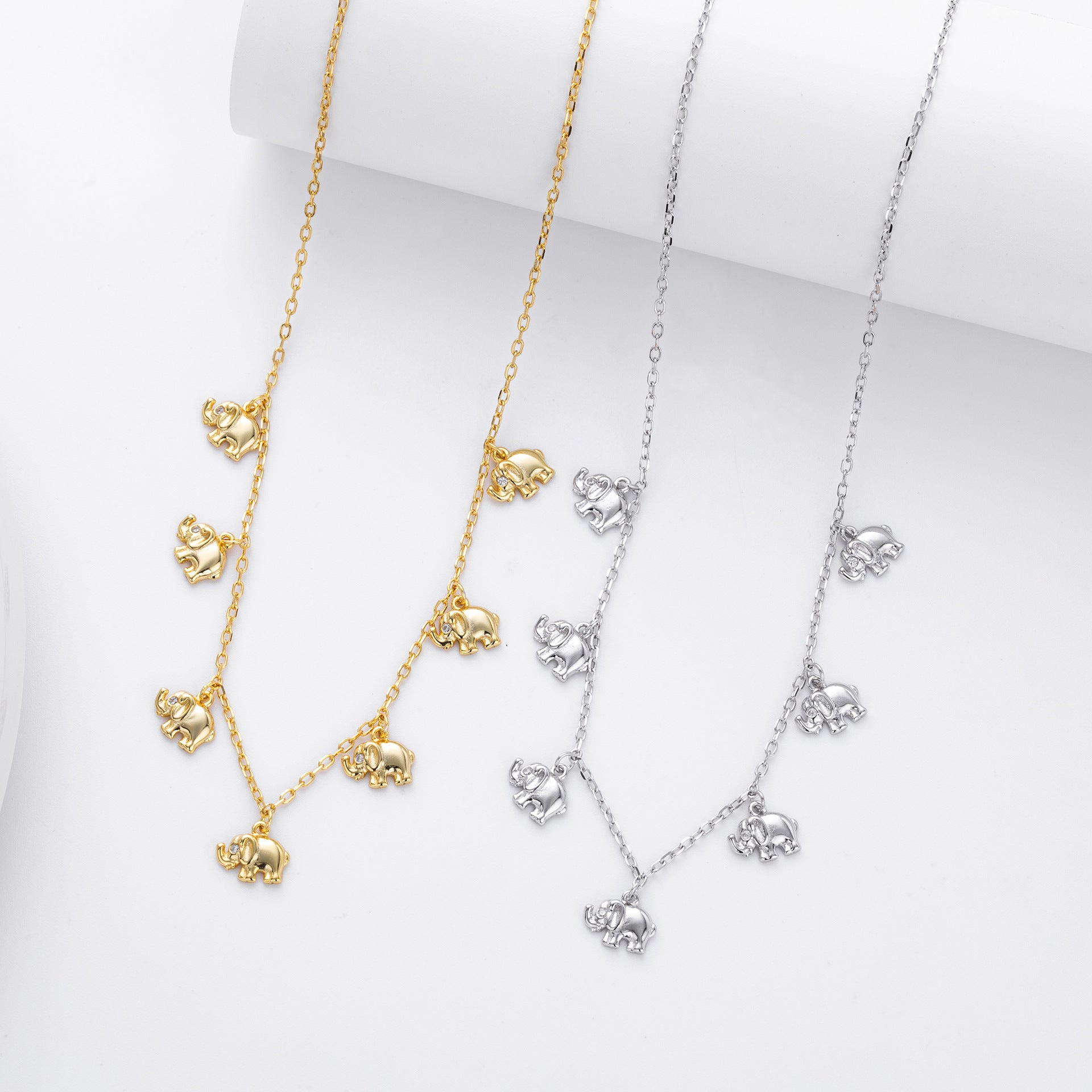 Damen Halskette mit charmanten Elefantenanhängern und funkelnden Zirkonia Shop Nory