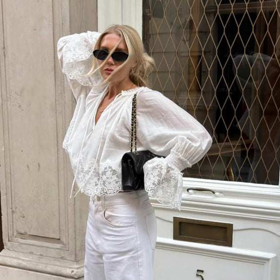 Damen Transparentes Spitzen-Blusentop mit Trompetenärmeln und Häkelbordüre Shop Nory
