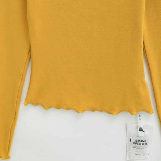 Damen Figurbetontes Langarm-Feinstrickshirt mit quadratischem Ausschnitt und Wellensaum Shop Nory