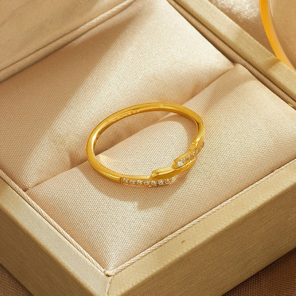Damen Zeitgenössischer Ring mit Kristall-Akzenten Shop Nory