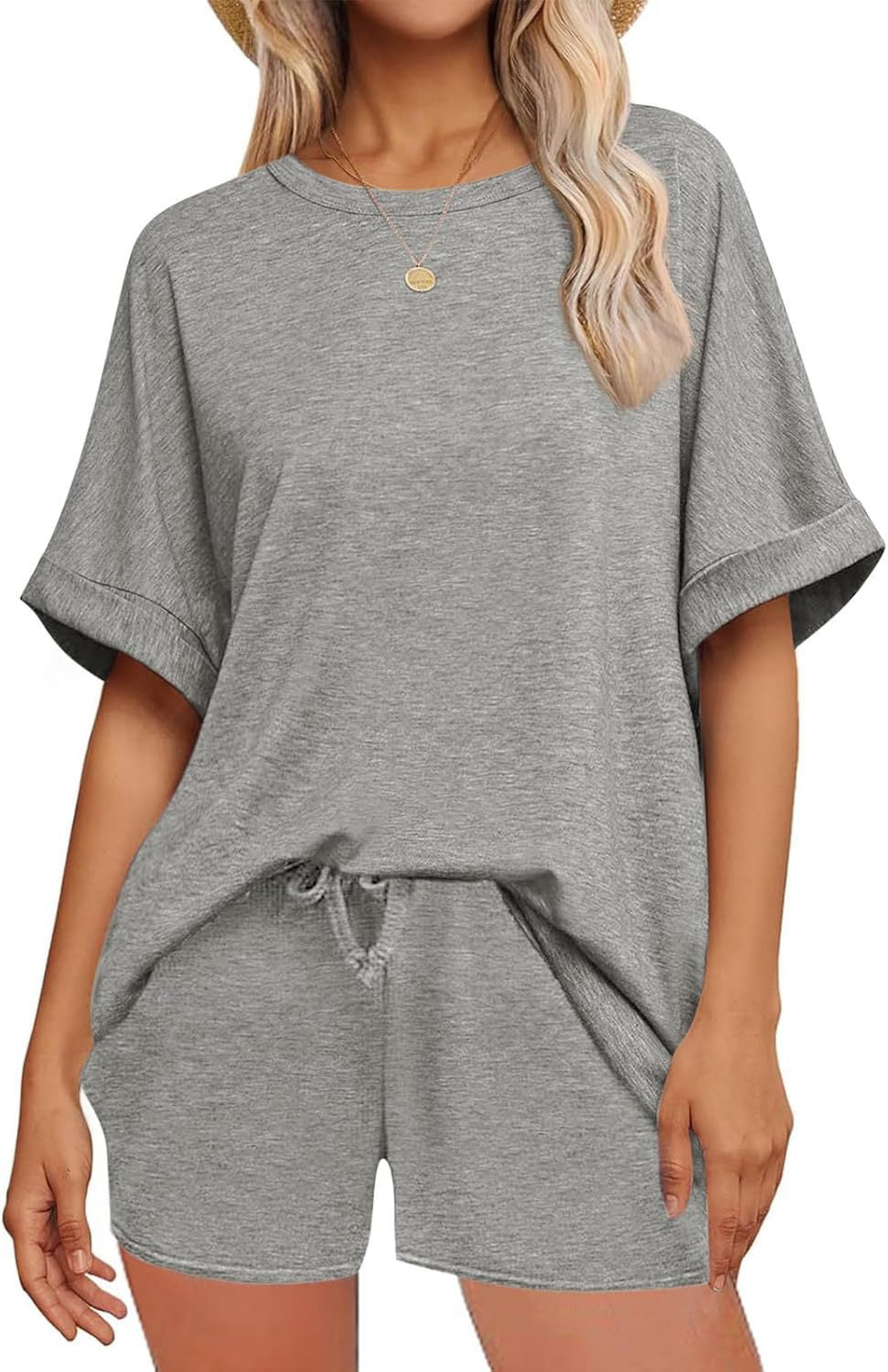 Damen lässiges Freizeit-Set mit oversize T-Shirt und Shorts