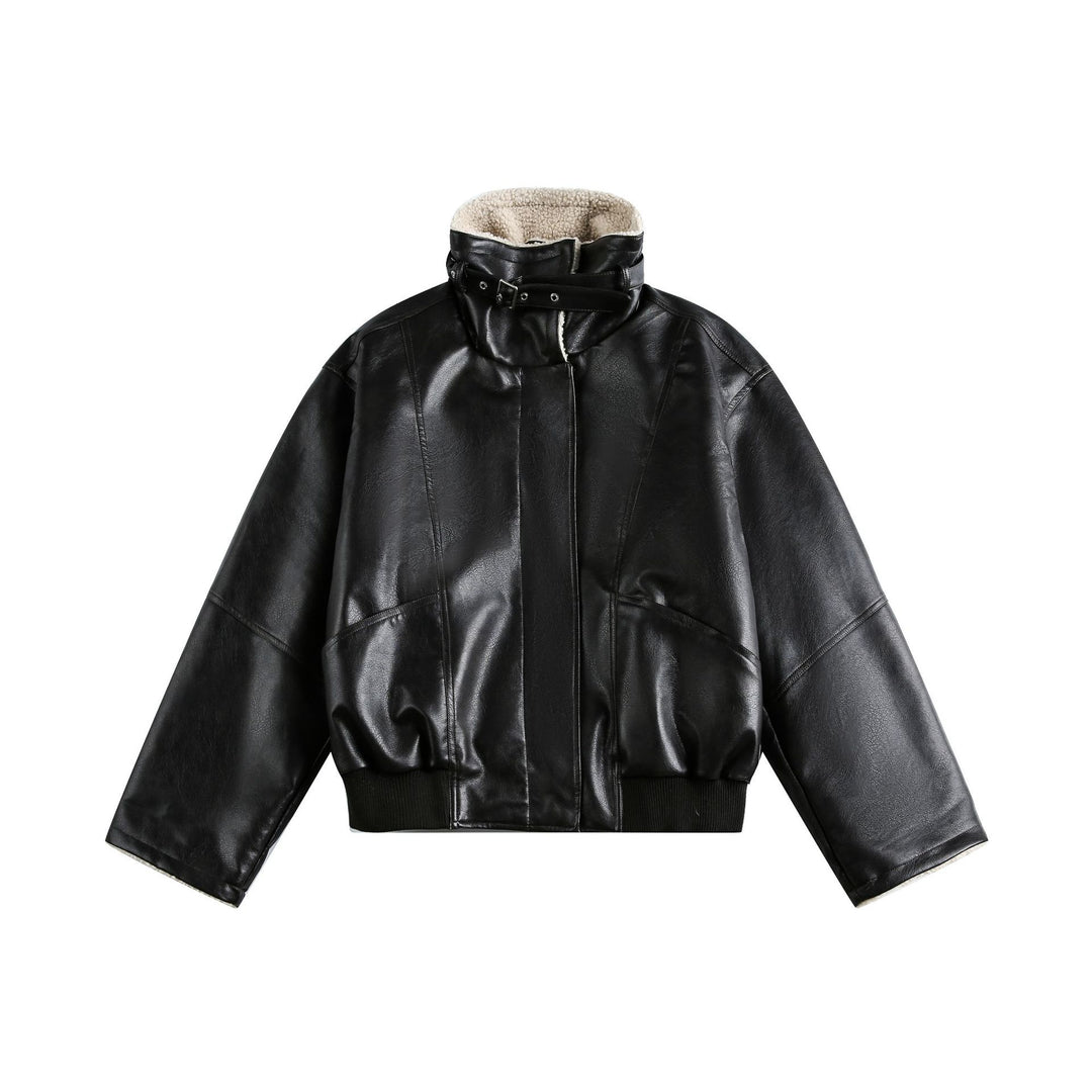 Damen Moderner Aviator-Blouson aus veganem Leder mit Teddykragen und kontrastierten Ärmelumschlägen Shop Nory