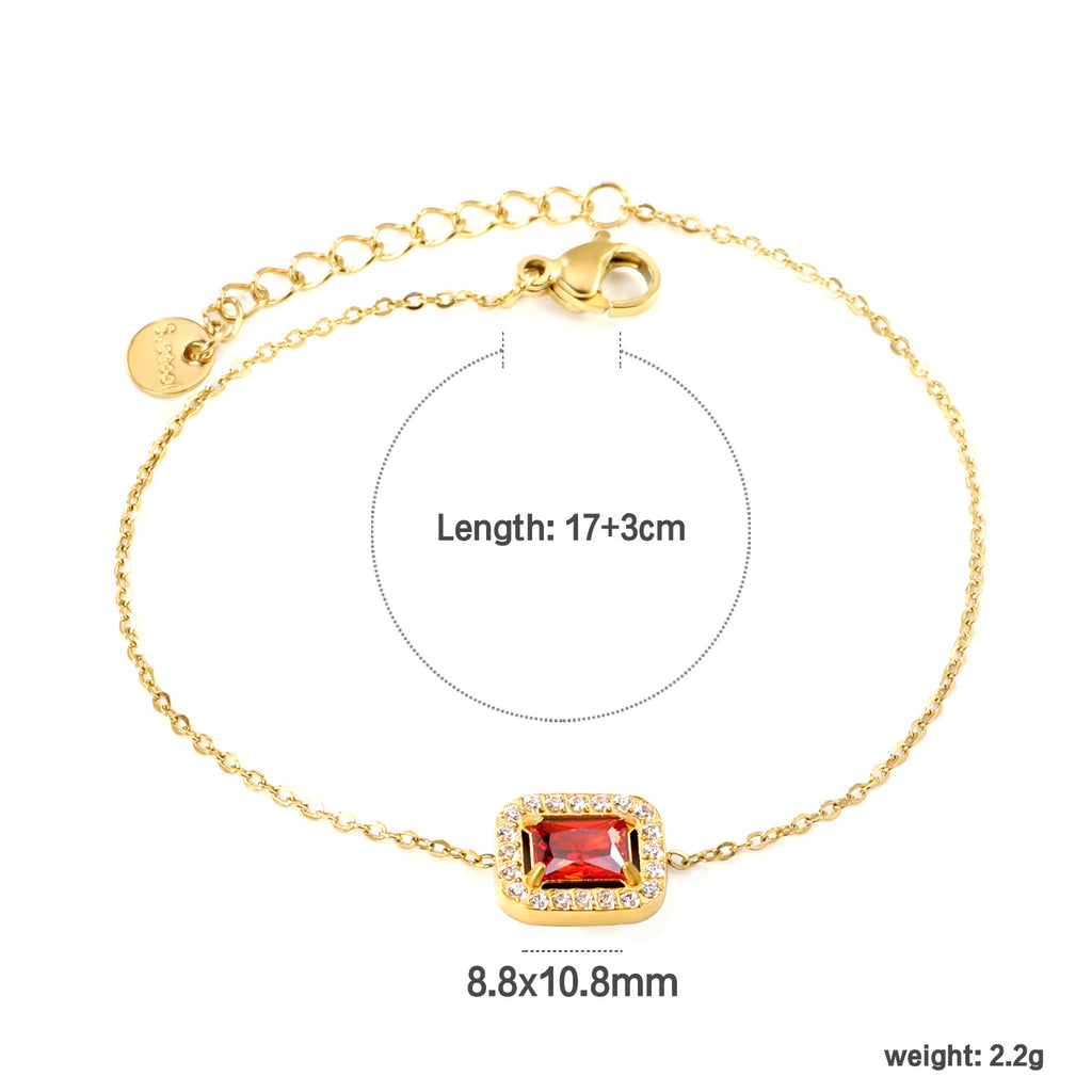 Damen Armband mit funkelndem rotem Kristallanhänger und filigranem Kettendesign Shop Nory