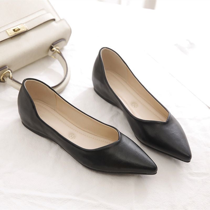 Damen Elegante Ballerinas aus hochwertigem Leder mit modischem V-Ausschnitt