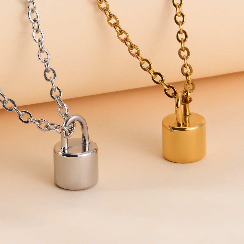 Damen Halskette mit glänzendem Schlossanhänger aus hochwertigem Edelstahl Shop Nory