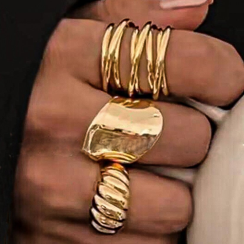Damen modisches Ringe-Set mit einzigartigen Designs und eleganten Oberflächen Shop Nory