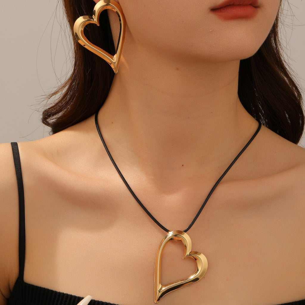 Damen Ohrclip mit elegantem Herzdesign Shop Nory