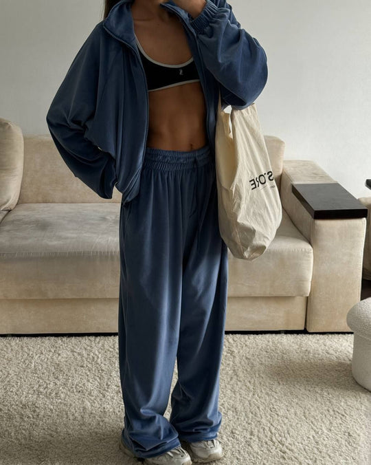 Damen lässiges Lounge-Zweiteiler Set mit Oversize Zipjacke und weitem Bundhose Shop Nory