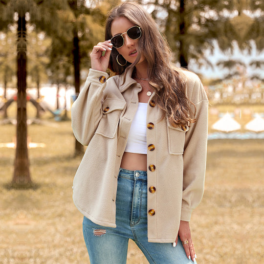 Damen Oversized Teddy-Shacket mit Knopfleiste, aufgesetzten Pattentaschen und weichem Futter Shop Nory