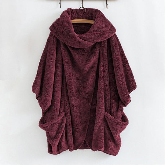 Damen Oversize Kuschel-Poncho mit großem Schlauchkragen und Kängurutaschen Shop Nory