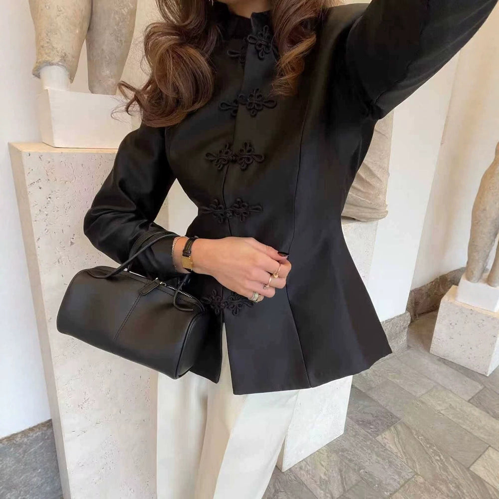 Damen Taillierte Satinjacke mit Stehkragen und Zierknotenverschlüssen Shop Nory