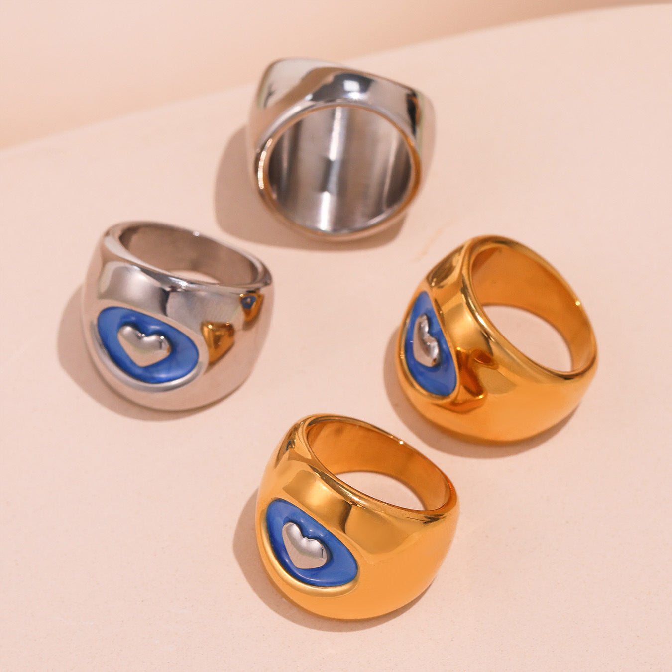 Damenring mit elegantem Herzmotiv aus hochwertigem Edelstahl Shop Nory