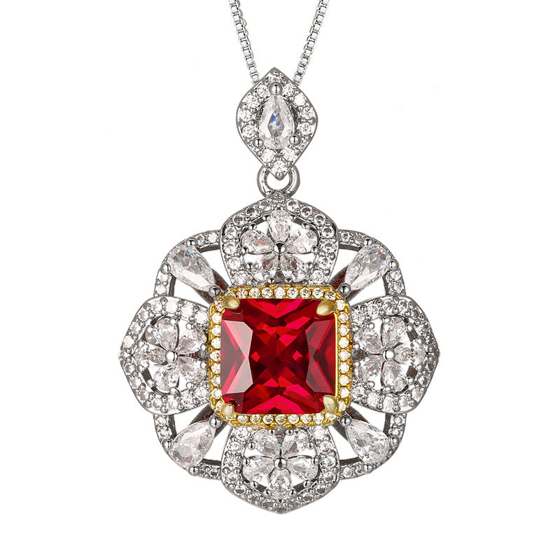 Aufwendige florale Halo-Anhängerhalskette mit simulated quadratischem Edelstein und Pavé-Zirkonia-Akzenten