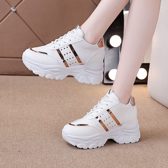 Damen Modische Plateau-Sneaker mit Chunky-Sohle und Metallic-Applikationen Shop Nory
