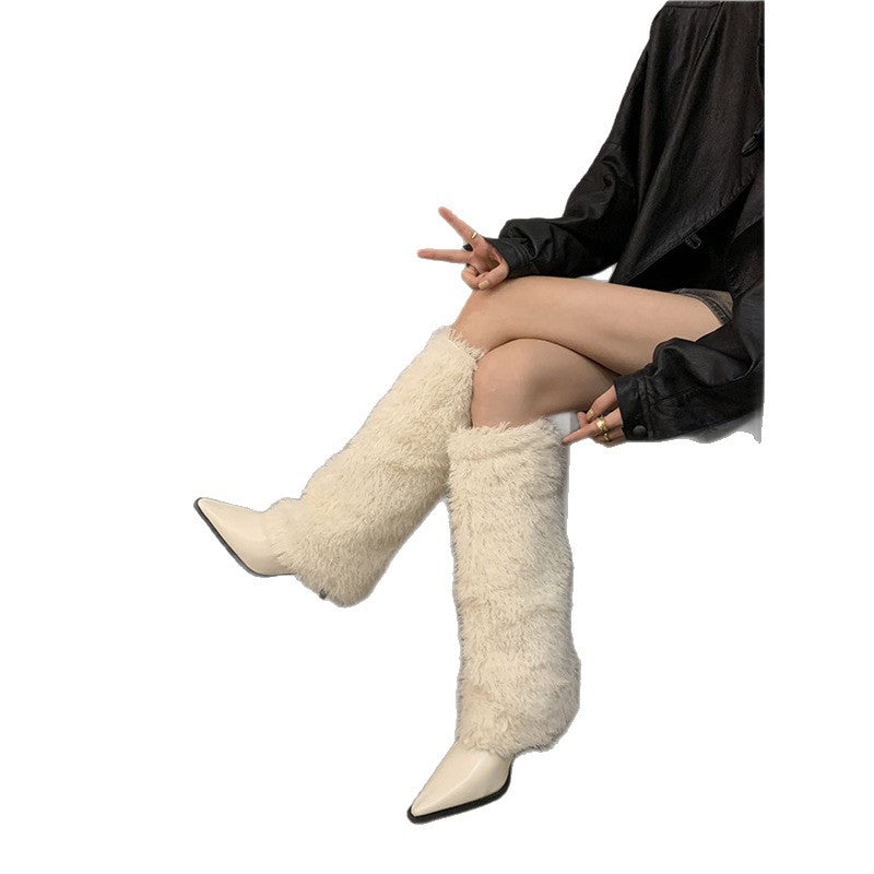 Damen spitz zulaufende Stiefel mit hohem Kunstfell‑Schaft und geformtem Kittenabsatz Shop Nory