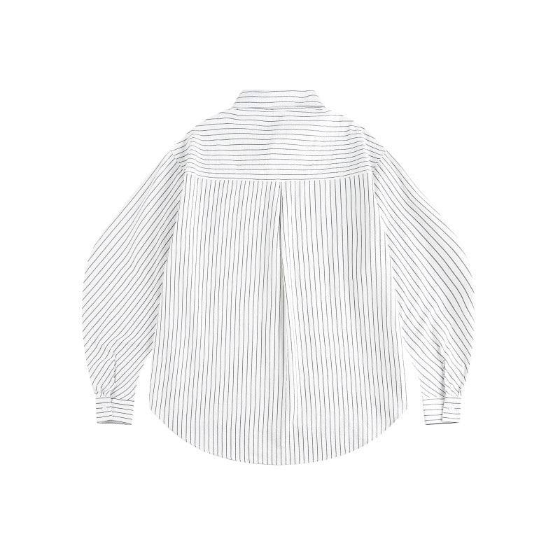 Damen Oversize-Hemdbluse mit feinem Nadelstreifen, Ballonärmeln und abgerundetem Saum Shop Nory