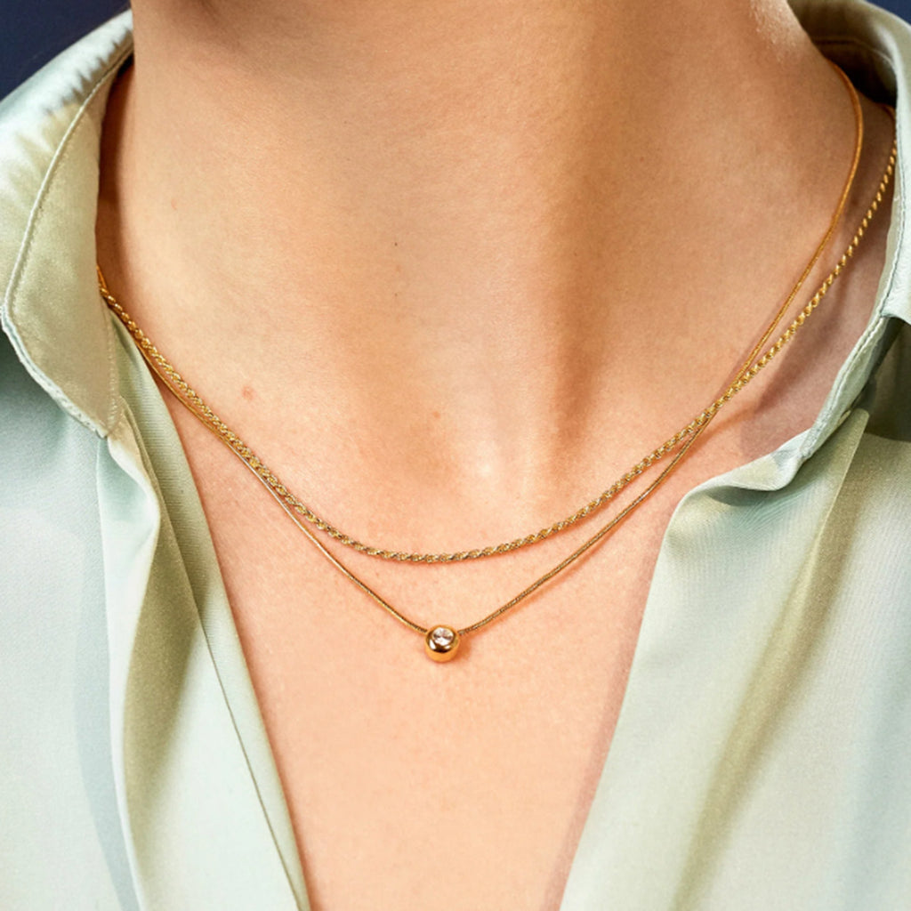 Damen Halskette mit filigranen Zirkonia-Akzenten Shop Nory