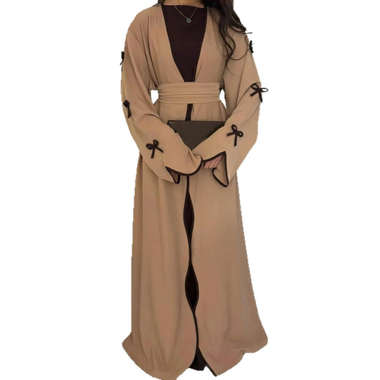 Damen nan elegante Abaya-Kaftan mit weitem Trompetenärmel, kontrastierender Passe und Wickelgürtel Shop Nory