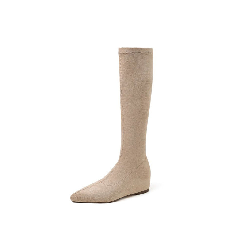 Damen Kniehohe Stretch‑Stiefel mit spitzer Zehenpartie und integriertem Keilabsatz Shop Nory